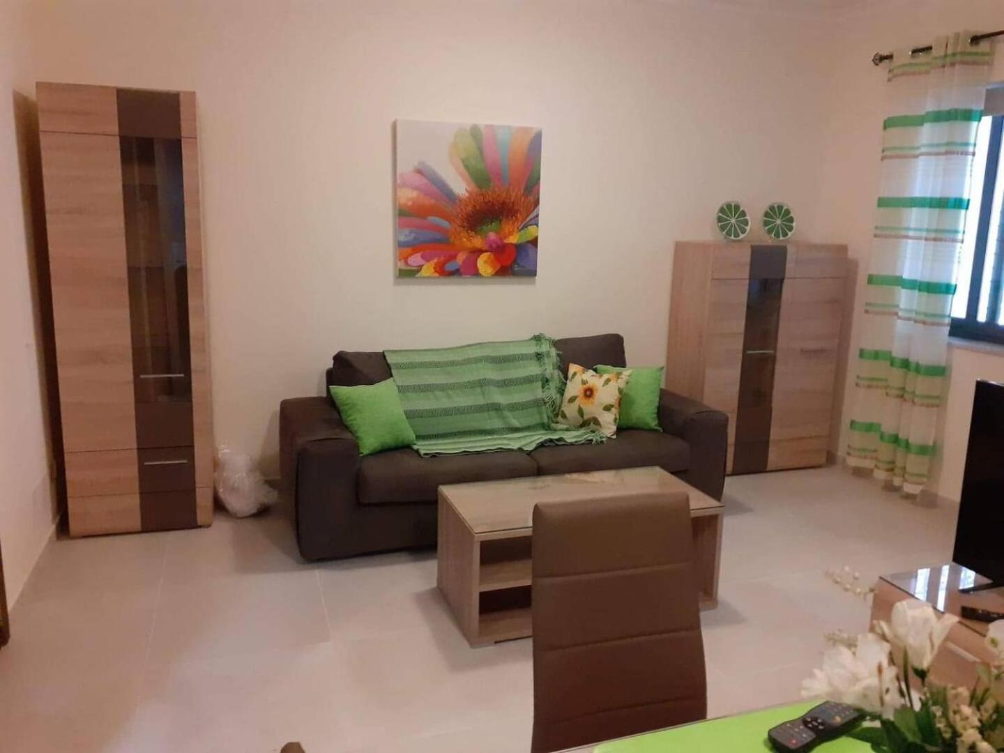 מליאהה Cara Flats By Homely מראה חיצוני תמונה